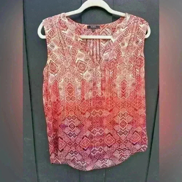 NYDJ Pintuck Floral Sleeveless Blouse Size Small - Picture 3 of 11